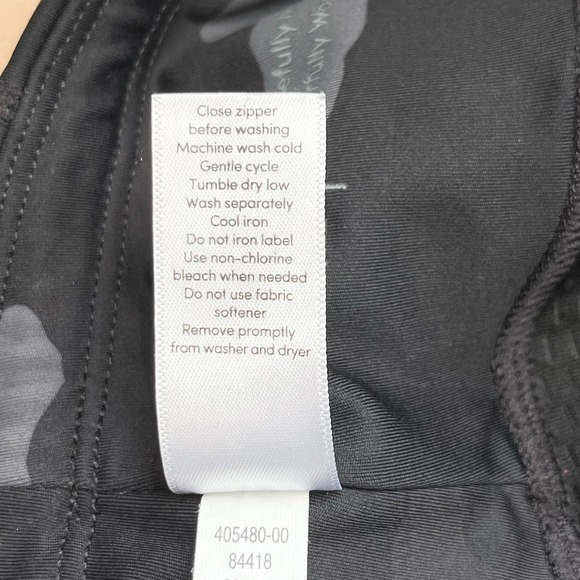 Athleta Camo Contender 7/8 Tight Legging In Powerlift Black & Grey, XS - Picture 14 of 15
